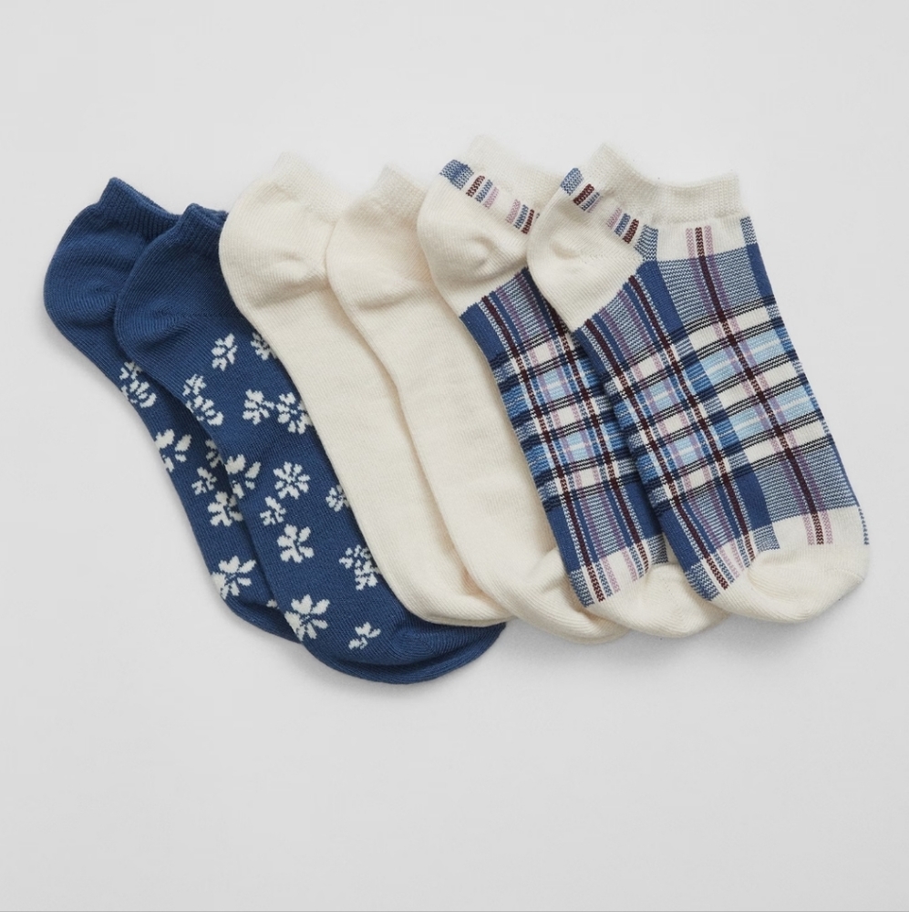 👀50% OFF👀🧦NWT‼️ GAP brand Coordinating Ankle Socks, 2 sets (6 pairs total) - Picture 3 of 7